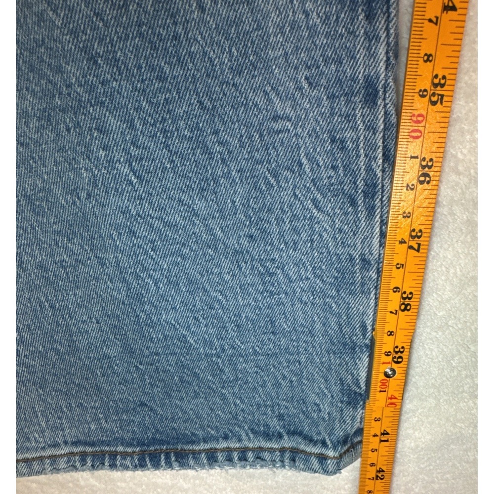 Abercrombie and Fitch Womens Jeans The Straight Mid Rise 36 x 22R Light Wash NWT - Picture 9 of 9